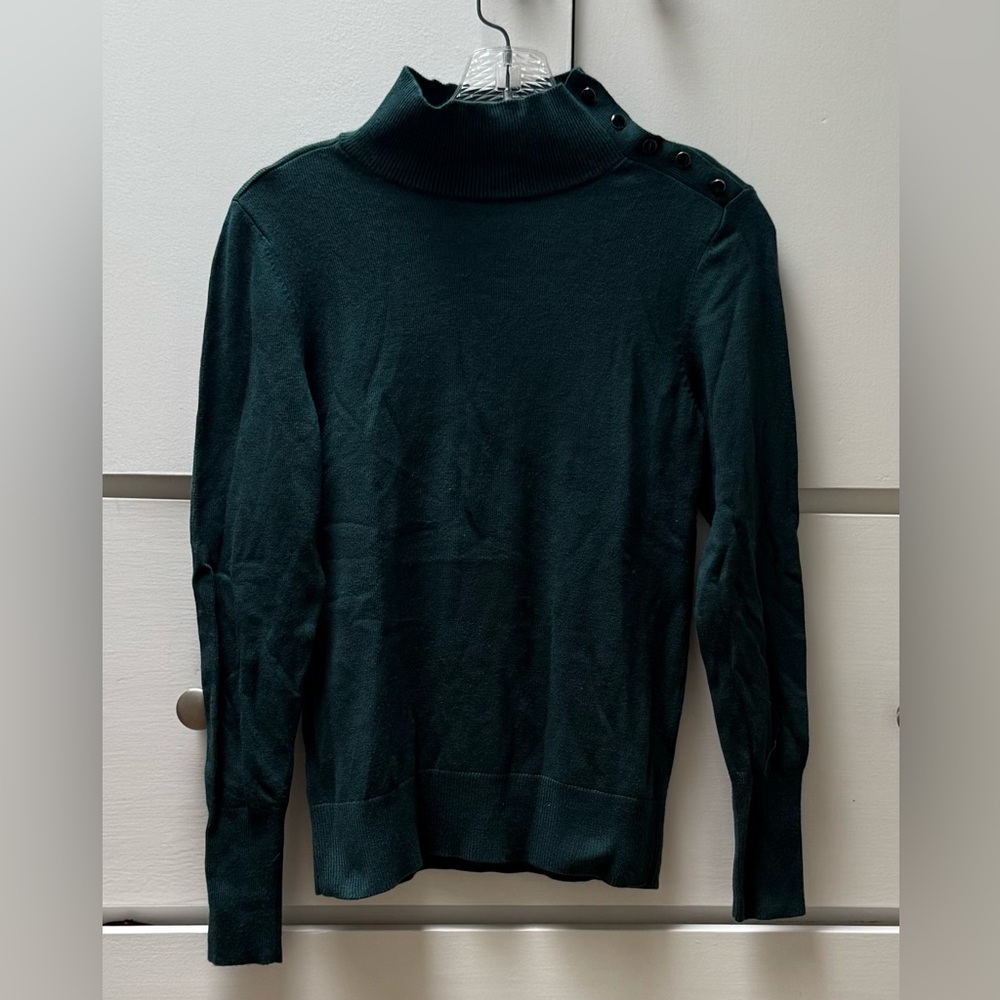 Ann Taylor Forest Green Sweater with Button Detail in Size Small. - Picture 2 of 6